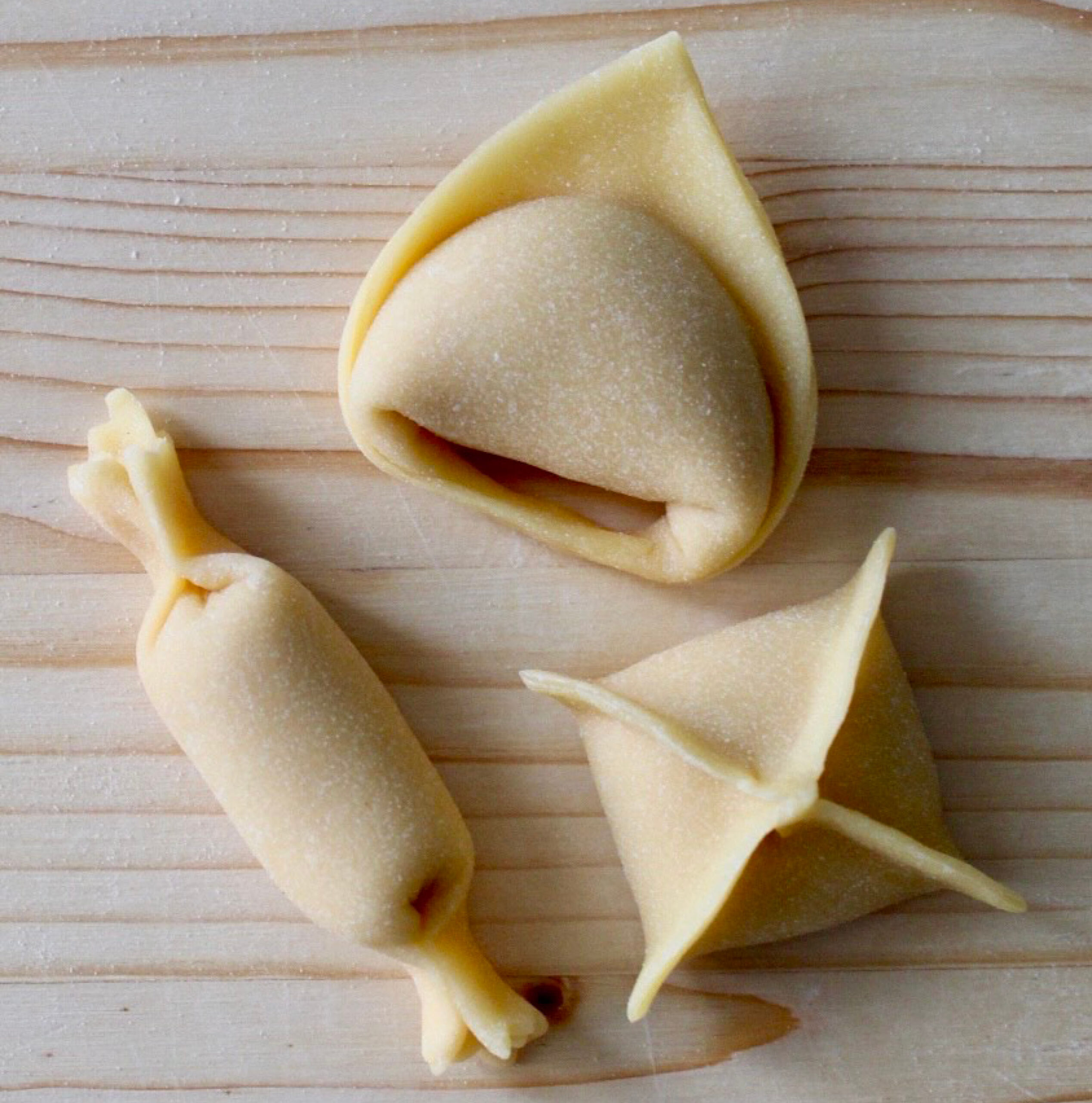 Pasta Fresca Ripiena al mattarello: Tortelloni, caramelle e fagottini